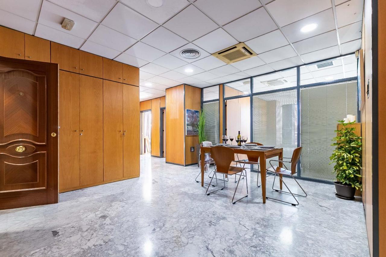 Grand Soho Ofihouse Malaga Leilighet Eksteriør bilde