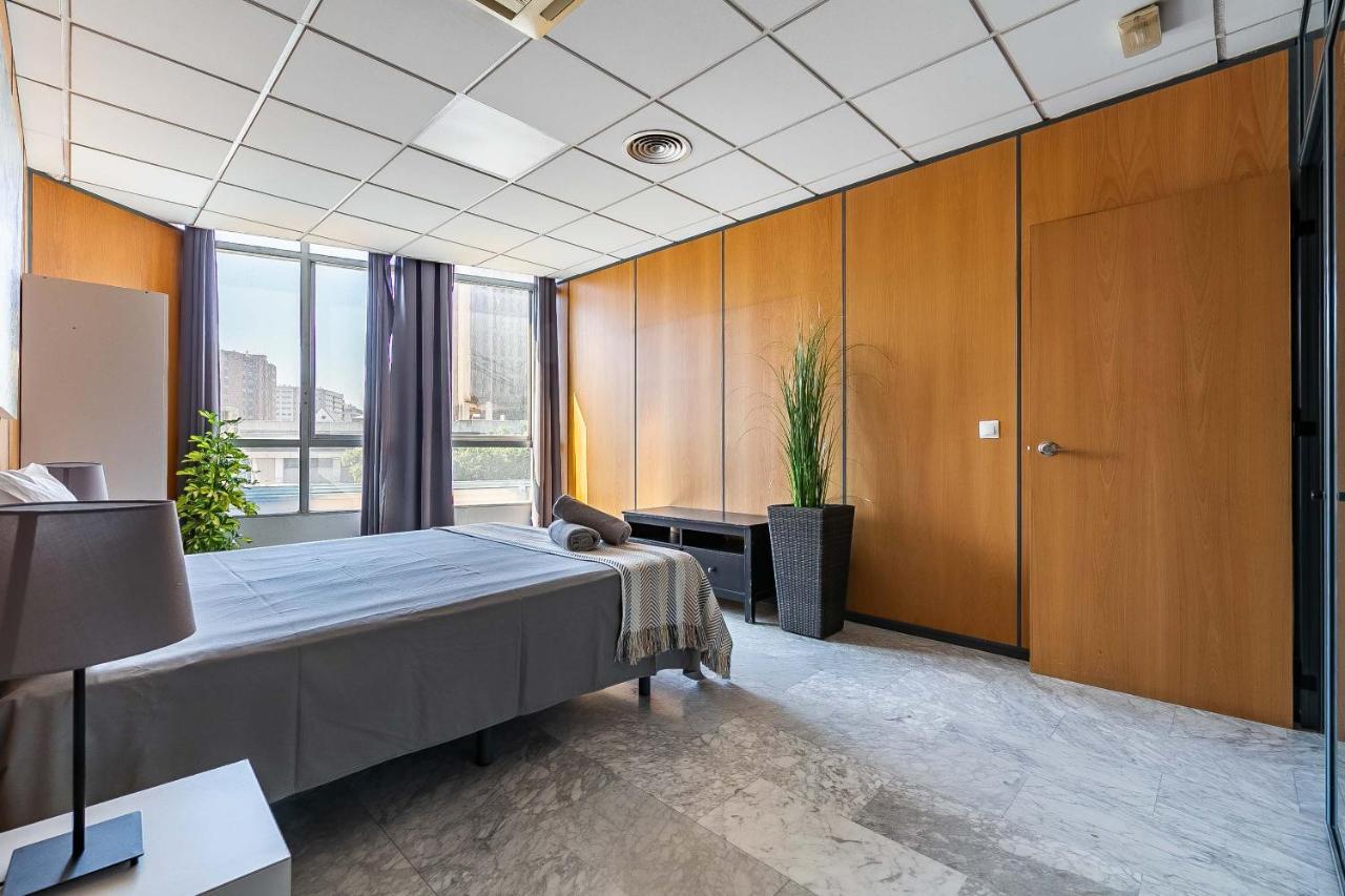 Grand Soho Ofihouse Malaga Leilighet Eksteriør bilde